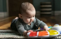 Baby Einstein - Oppdagelsespanel m. lys og lyd