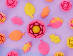 Kinetic Sand® - Squish Blossom