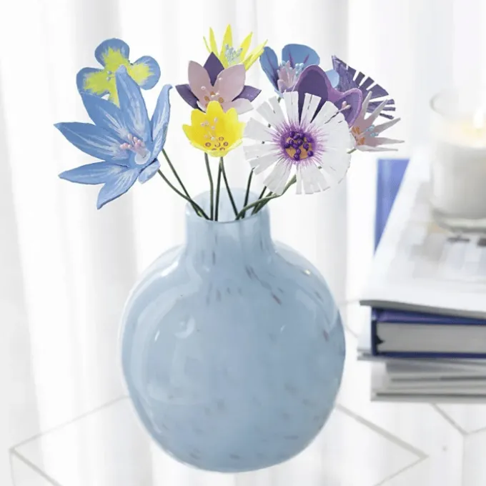 Lag blomster av eggekartonger