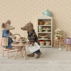 Maileg musepappa - Brunrutete skjorte