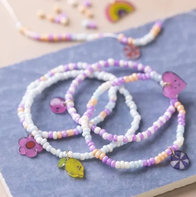 Smykkekit mini - Armbånd m. charms i krympeplast