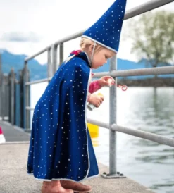 Trollmannskappe m. stjerner, str. 4-6 år
